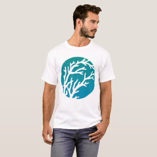 Creme dreht großen blauen Baum T-Shirt