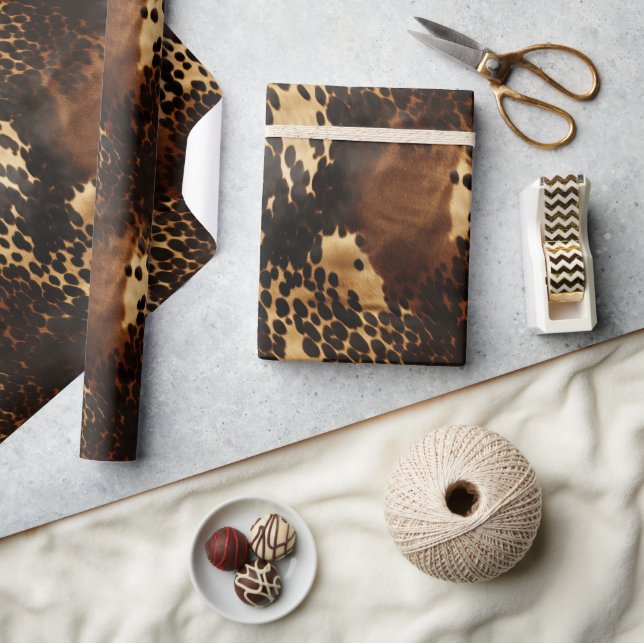 Creme Gepunktet Brown Black Cowhide Geschenkpapier (Kunsthandwerk)