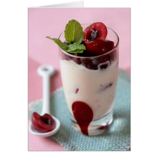 Crème glacée et cerises