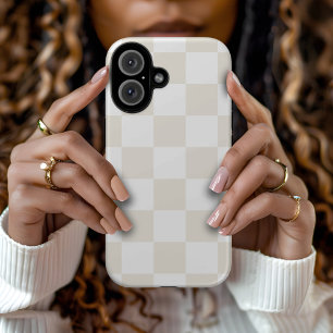 Creme und weiß retro Karo iPhone 16 Hülle