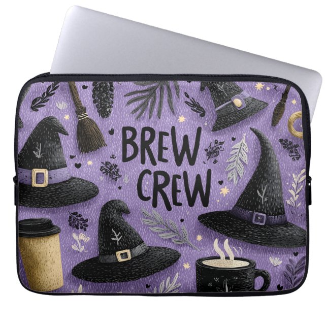 Crew Grafisch mit Hexenhüten, Kaffeebeutel Laptopschutzhülle (Vorderseite)