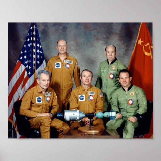 Crew-Portrait für das Apollo-Soyuz-Testprojekt Poster (Vorne)