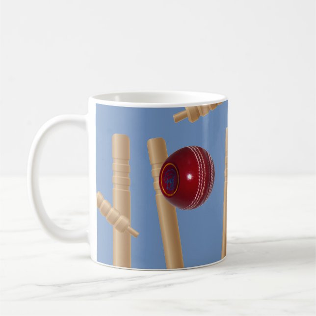 Cricket Ball und Stumps, Kaffeetasse (Links)