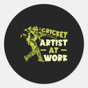 Cricketspieler Ll Spiel Cricket Künstler bei der A Runder Aufkleber