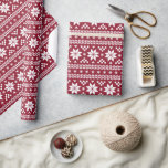 Crimson Fair Isle Christmas Sweater Pattern Geschenkpapier<br><div class="desc">Maßgeschneidertes Weihnachtsverpackungspapier mit einem niedlichen Strick Weihnachtspulli inspiriert. Klicken Sie auf die Schaltfläche "Anpassen", um Ihren eigenen Text oder Bilder hinzuzufügen, um ein einzigartiges Design zu erstellen! Erleben Sie kreative Arbeit und nutzen Sie dieses lustige gemusterte Papier für mehr als nur Geschenkpackungen. Es ist auch ideal für handwerkliche Projekte, Scrapbooking,...</div>