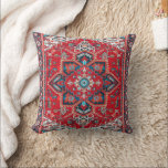 Crimson Heirloom: marokkanisches Erbe Rug Art Kissen<br><div class="desc">Dieses marokkanisch inspirierte Teppichmuster ist in Rottönen gehalten und verleiht Ihrer Wohngestaltung zeitlosen orientalischen Charme.</div>