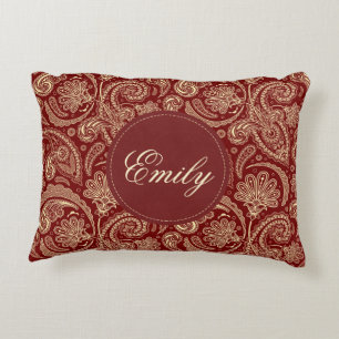 Crimson Red and Beige Creme Vintag Paisley 2 Zierkissen