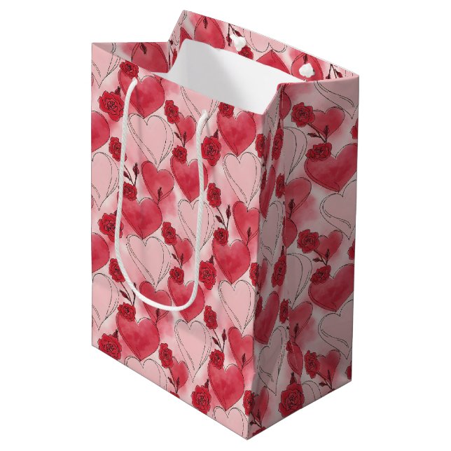 Crimson Red Blush Pink Hearts Roses Wine, Small, Mittlere Geschenktüte (Vorderseite Schrägansicht)