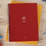Crimson Red Classic Monogram Personal Weekly Planer<br><div class="desc">Einfaches, persönliches Schreibpapier-Jahresplaner mit klassischem Monogramm in quadratischem Rahmen. Jährlicher Planer (12 Monate) mit offenen monatlichen Übersichten und wöchentlichen Planungsblättern. Kontakt für Hilfe bei der Personalisierung.</div>