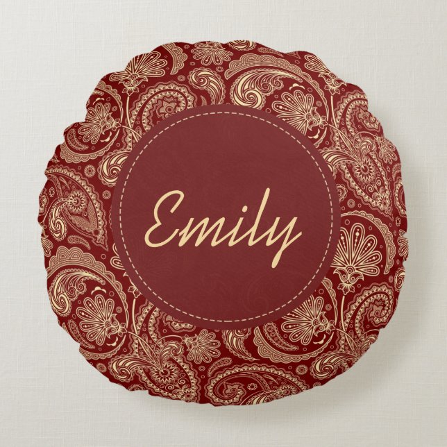 Crimson Red und Beige Cream Paisley Rundes Kissen (Vorderseite)