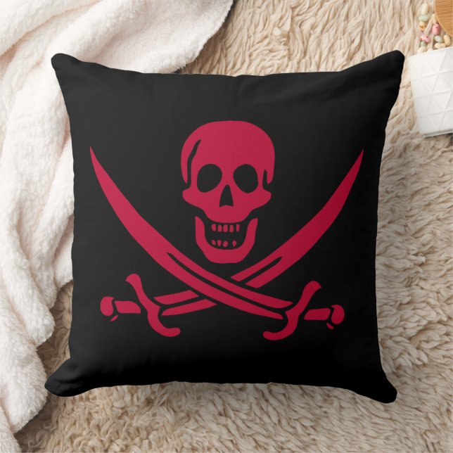 Crimson Skull & Schwerter Pirate Fahne von Calico  Kissen (Decke)