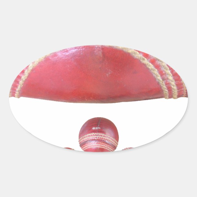 Crimson Spin - Ein wunderschöner Red Cricket Ball  Ovaler Aufkleber (Vorderseite)