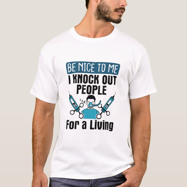 CRNA klopfte Leute, die Anästhesisten versorgen T-Shirt (Vorderseite)