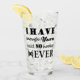 Crochet ・ Nicht genug Garne Handarbeit Typografie Glas
