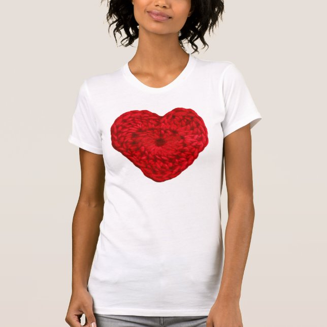Crochet Yarn Heart ・ Handgearbeitete Handwerkskuns T-Shirt (Vorderseite)