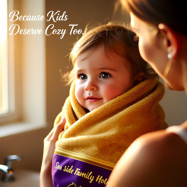 Croix catholique romantique d'or avec aspect feuil (Créateur téléchargé)