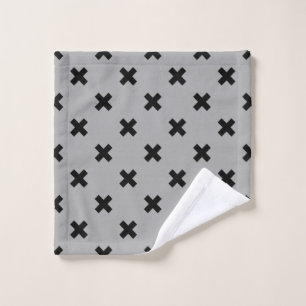 Croix noire coutures sur gris