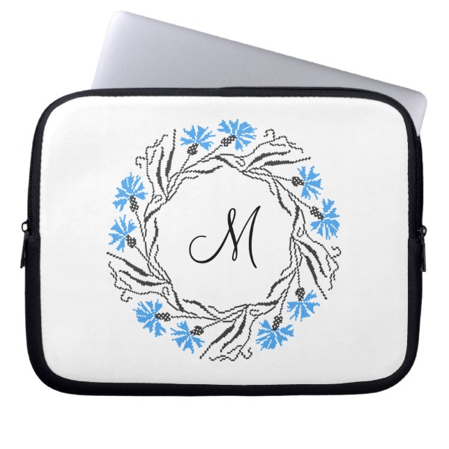 Cross-stitch Cornflower Circle  Monogram Initial Laptopschutzhülle (Vorderseite)