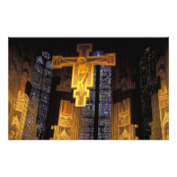 Crucifix über dem Hochaltar im Santa