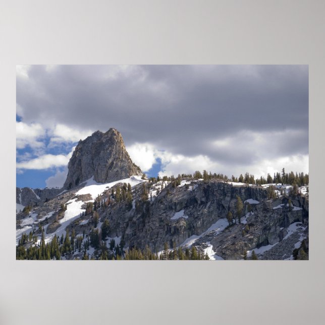 Crystal Crag Poster (Vorne)