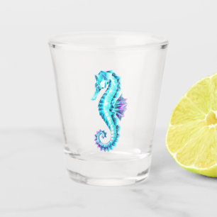 Crystal Ice Seepferd auf blauem Hintergrund Schnapsglas