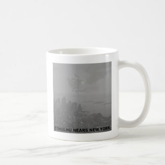 Cthulhu nähert sich New York Kaffeetasse