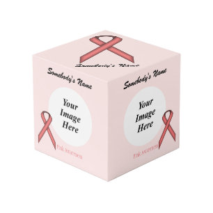 Cube Photo Modèle de carbone rose standard par Kenneth Yoncic