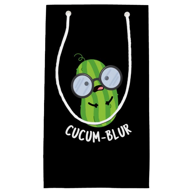 Cucum blur Funny Veggie Cucumber Pun Dark BG Kleine Geschenktüte (Vorderseite)