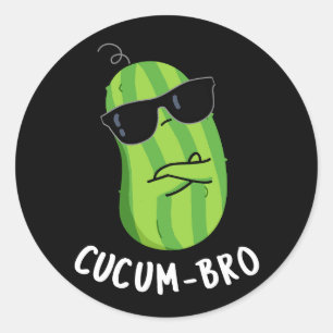 Cucum bro Funny Veggie Cucumber Pun Dark BG Runder Aufkleber
