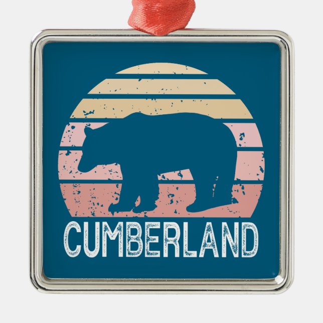 Cumberland Maryland Retro Bear Ornament Aus Metall (Vorne)