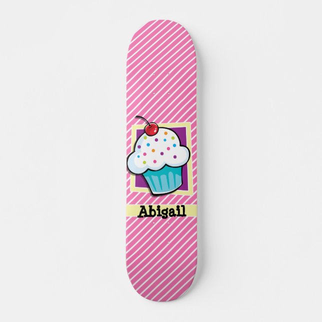 Cupcake auf rosa und weiße Streifen Skateboard (Vorne)