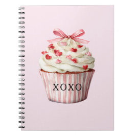 Cupcake mit rosa Schleife und roten Herzen Notizblock