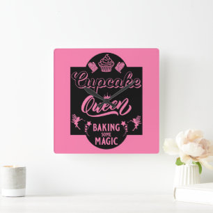 Cupcake Queen Quadratische Wanduhr