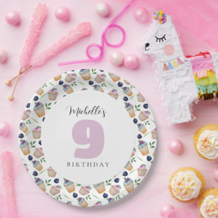 Cupcakes und Früchte Wasserfarbe Monogrammiert Pappteller