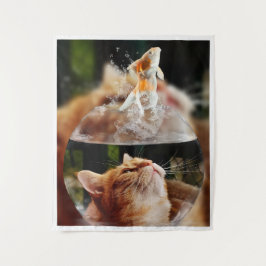 Curiosity in a Fishbowl – The Cat’s Dream Wandteppich