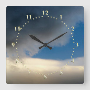 curtain of clouds quadratische wanduhr