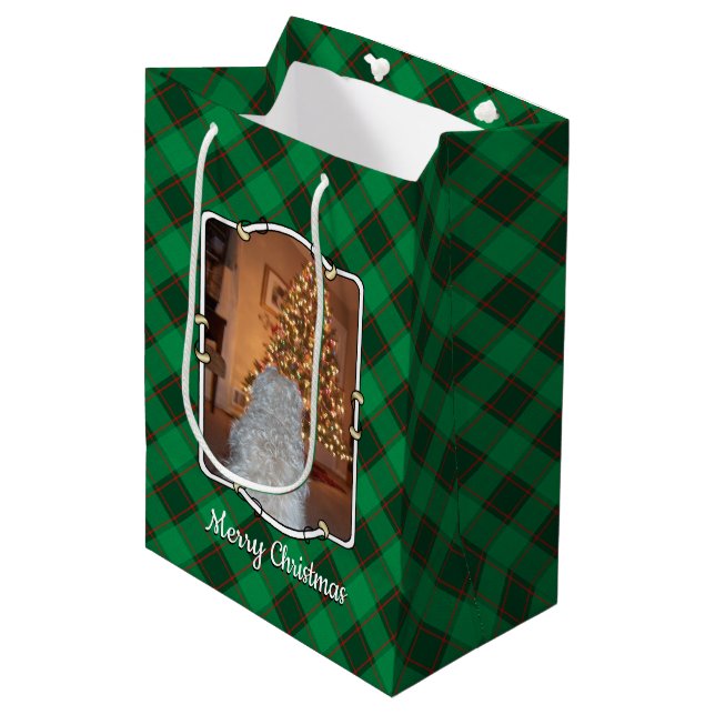 Custom 2 Fotos Weihnachten Weihnachten Rot & Grün  Mittlere Geschenktüte (Vorderseite Schrägansicht)