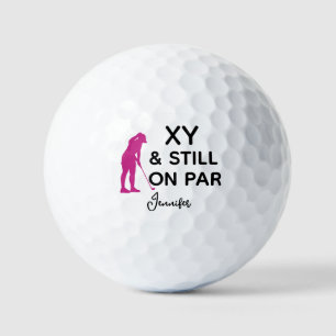 Custom Age Women Golfer Funny Personalisiert Golfball