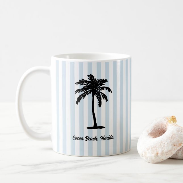 Custom Beach Palm Tree Nautical Stripe Kaffeetasse (Mit Donut)
