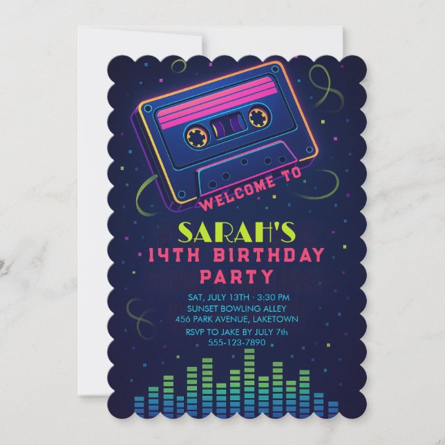 Custom Birthday Neon Navy Scalloped Einladung (Vorderseite)