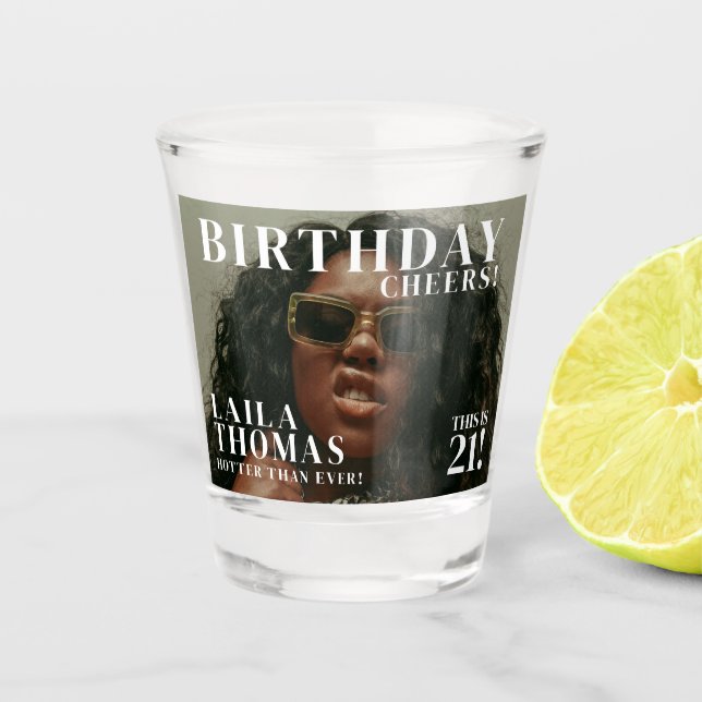 Custom Birthday Party Magazine Cover Cheers Schnapsglas (Vorderseite)