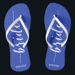 Custom Bride Royal Blue Wedding Party Flip Flops<br><div class="desc">Custom Bride einfache königsblaue Hochzeitsfeier Flip Flops mit schlanken Gurten und anpassbarem Text - Sie können Bride's Namen hinzufügen</div>