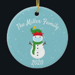 Custom Christmas Face Mask Snowman 2020 Keramik Ornament<br><div class="desc">Dieses Design entstand durch digitale Kunst, es kann in dem Bereich personalisiert sein, der durch das Ändern des Fotos oder das Hinzufügen eigener Wörter zur Verfügung gestellt oder angepasst wird. Kontaktieren Sie mich unter colorflowcreations@gmail.com , wenn Sie dieses Design für ein anderes Produkt haben möchten. Kaufen Sie meine originale abstrakte...</div>