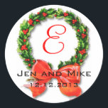Custom Christmas Wedding Monogram E Aufkleber<br><div class="desc">Wedding Sticker design von Elke Clarke©2010. Weitere Designs finden Sie unter WhiteWhimsicalWeddings.blogspot.com. Passen Sie Ihre persönlichen Daten an.</div>