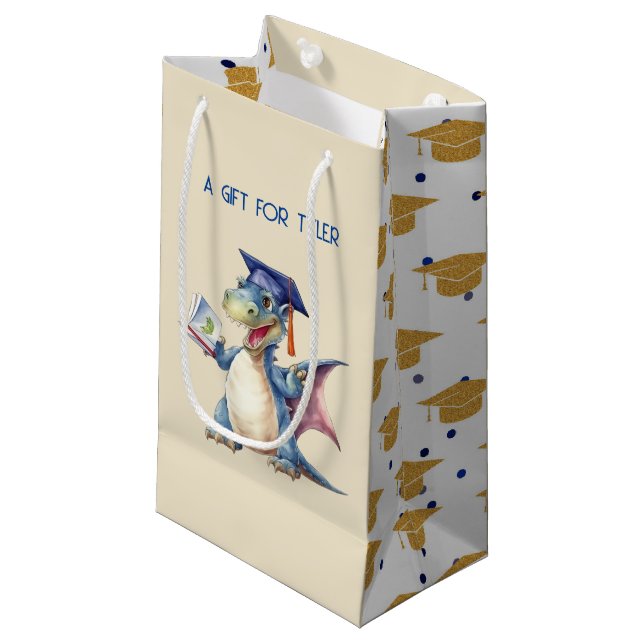 Custom Dragon Kindergarten Graduate Kleine Geschenktüte (Vorderseite Schrägansicht)