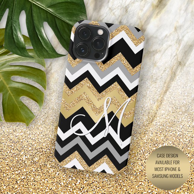 Custom Elegante Black Gold Silver Zigzag Muster iPhone 13 Pro Max Hülle (Von Creator hochgeladen)