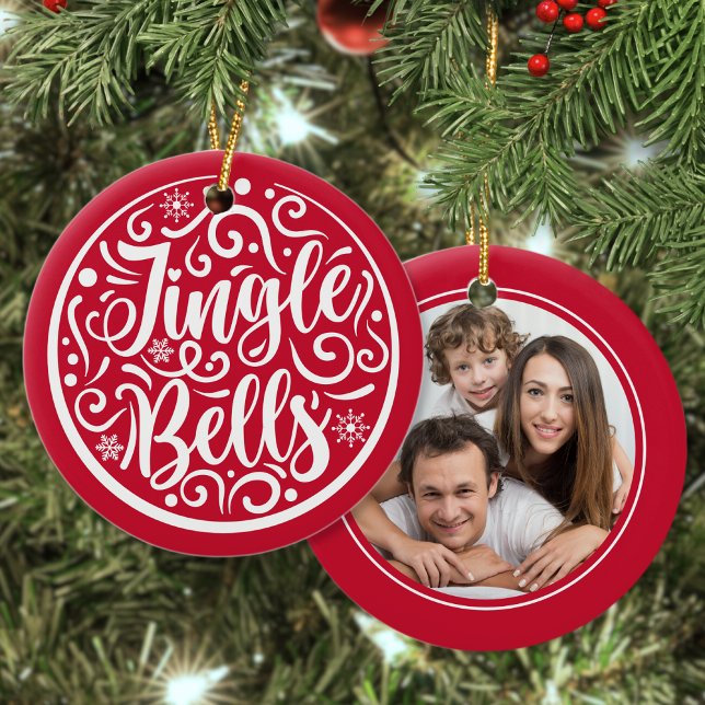 Custom Family Foto Jingle Bells Christmas Red Keramik Ornament (Von Creator hochgeladen)
