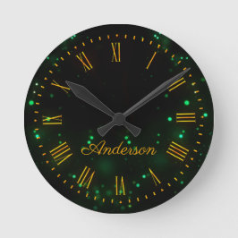Custom Family Name Green Bokeh Lights Elegant Runde Wanduhr