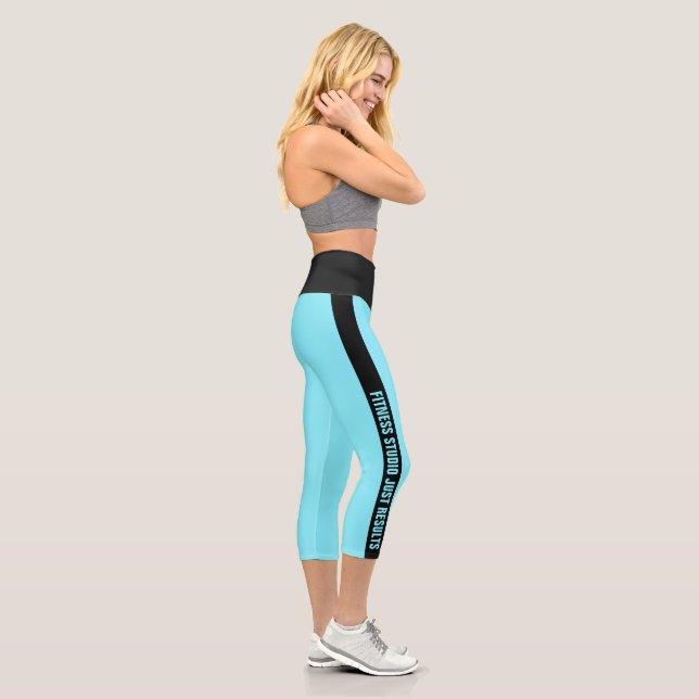 Custom Fitness Motto Black Stripe Electric-Blue Capri Leggings (Rechts)