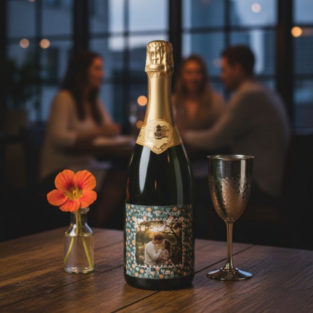 Custom Floral Engagement Photo Champagne  (Von Creator hochgeladen)